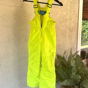 World Famous Sports
Pulse Rider SnowPant -kids M 6